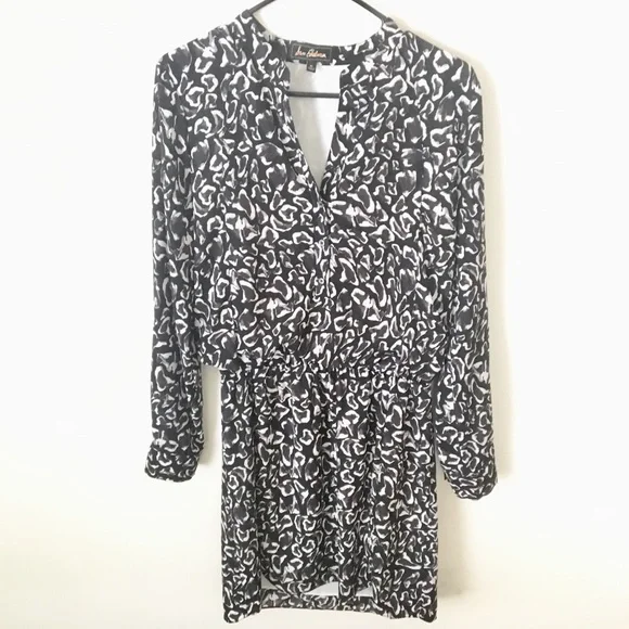 SAM EDELMAN ANIMAL PRINT LONG SLEEVE DRESS - Picture 2 of 8